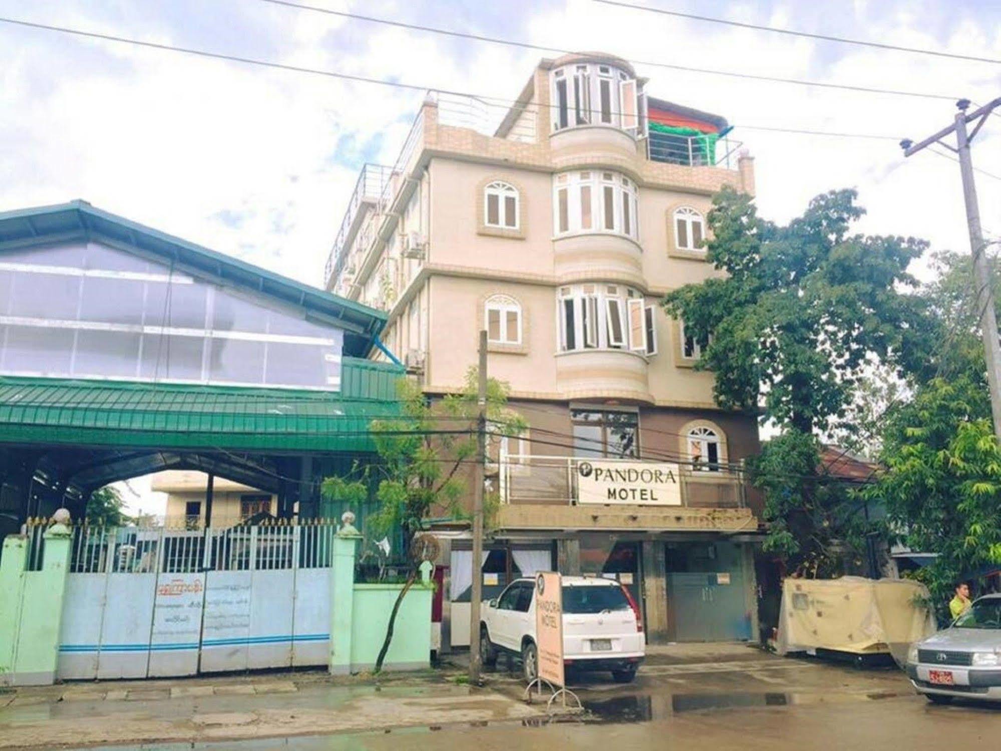 Pandora Motel Yangon Exterior foto